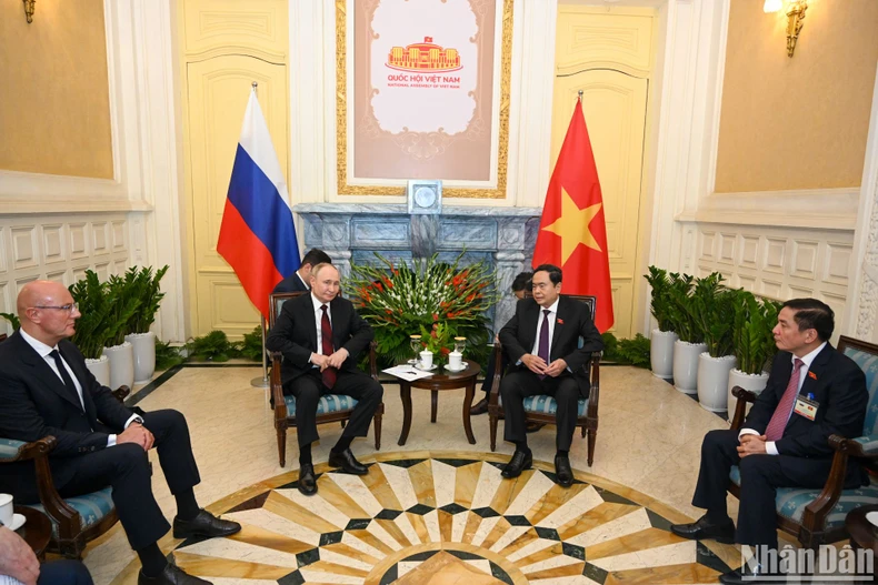 Chủ tịch Quốc hội Trần Thanh Mẫn hội kiến Tổng thống Liên bang Nga Vladimir Putin ảnh 3