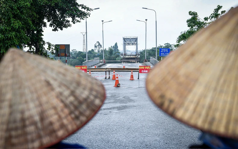 Lũ sông Thao vượt mức lịch sử, nước sông Hồng dâng cao ảnh hưởng một số vùng ở Hà Nội ảnh 19