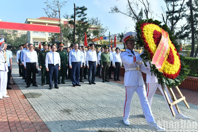 Không ngừng kiến tạo sức sống mới, phát triển bền vững huyện đảo Bạch Long Vĩ ảnh 2