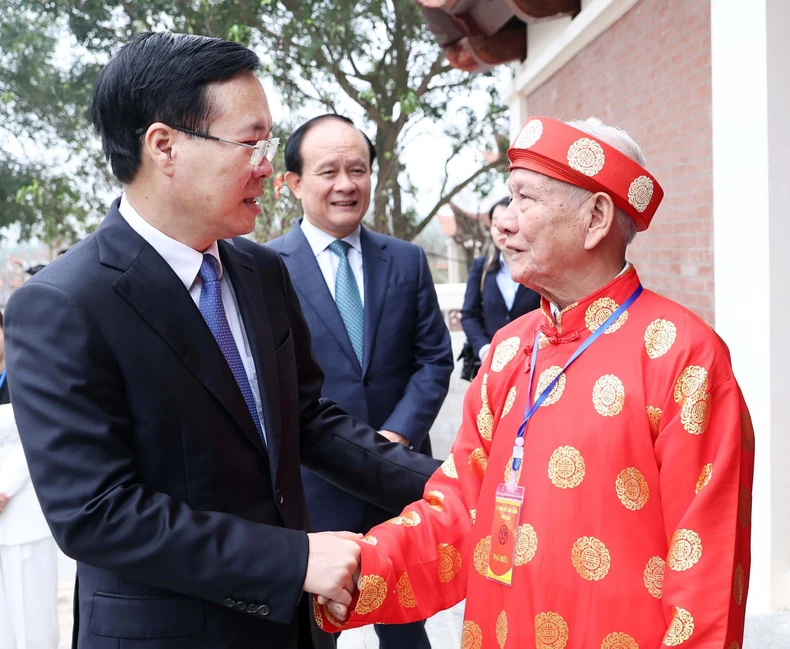 Chủ tịch nước Võ Văn Thưởng dự khai bút đầu xuân, động viên công nhân, người lao động tại Hà Nội- Ảnh 5.