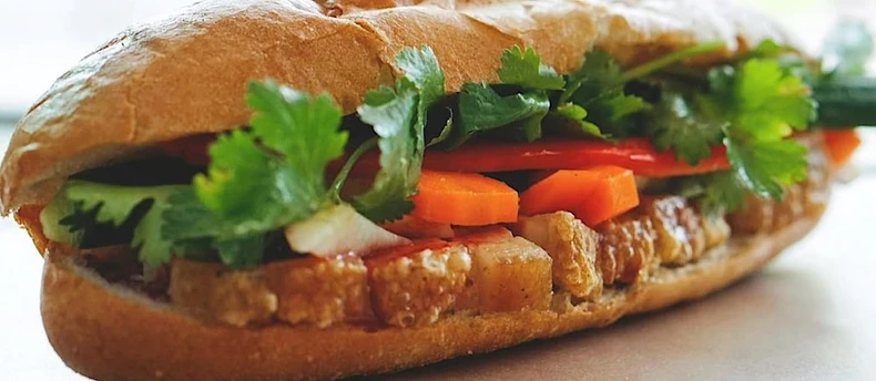 Bánh mì Việt Nam đứng đầu trong 100 món bánh kẹp ngon nhất thế giới ảnh 2