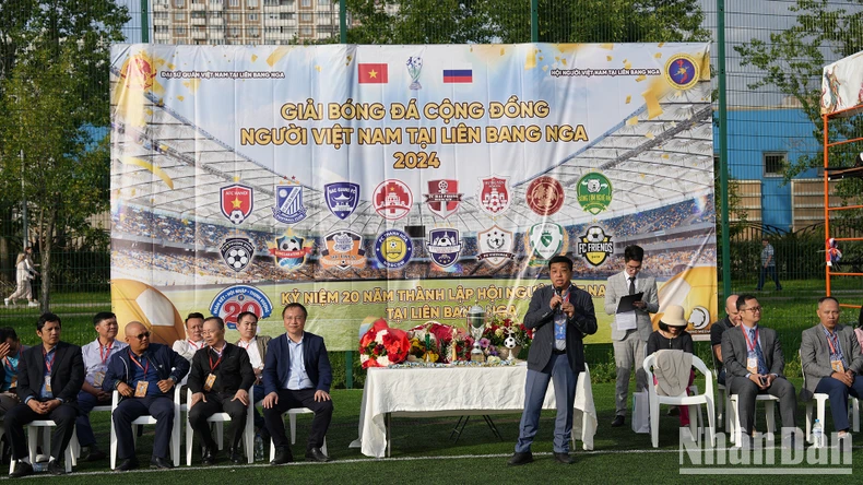 Khai mạc Giải bóng đá cộng đồng người Việt Nam tại Liên bang Nga năm 2024 ảnh 1