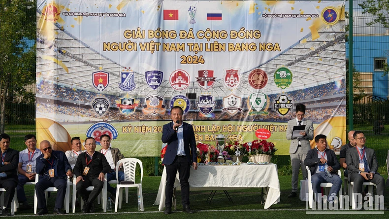 Khai mạc Giải bóng đá cộng đồng người Việt Nam tại Liên bang Nga năm 2024 ảnh 2