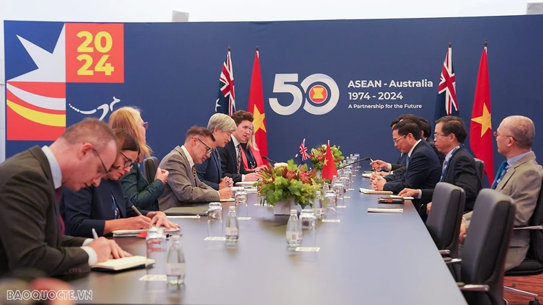 ASEAN-Australia: Bộ trưởng Ngoại giao Bùi Thanh Sơn gặp Bộ trưởng Ngoại giao Australia Penny Wong ảnh 1