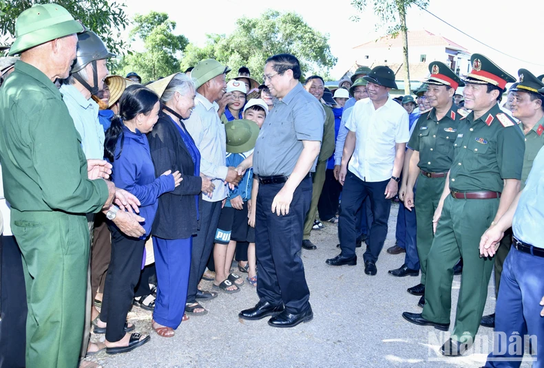 Thủ tướng Phạm Minh Chính thăm Trung tâm Công tác xã hội tỉnh Quảng Bình ảnh 3