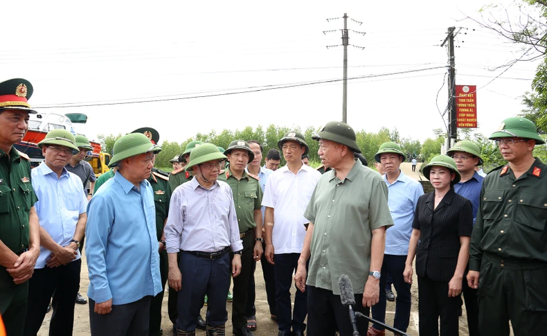 Tổng Bí thư, Chủ tịch nước Tô Lâm kiểm tra công tác phòng, chống lụt bão tại Tuyên Quang ảnh 7