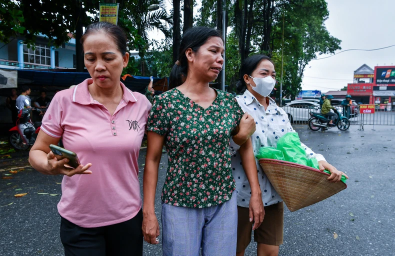 Lũ sông Thao vượt mức lịch sử, nước sông Hồng dâng cao ảnh hưởng một số vùng ở Hà Nội ảnh 41