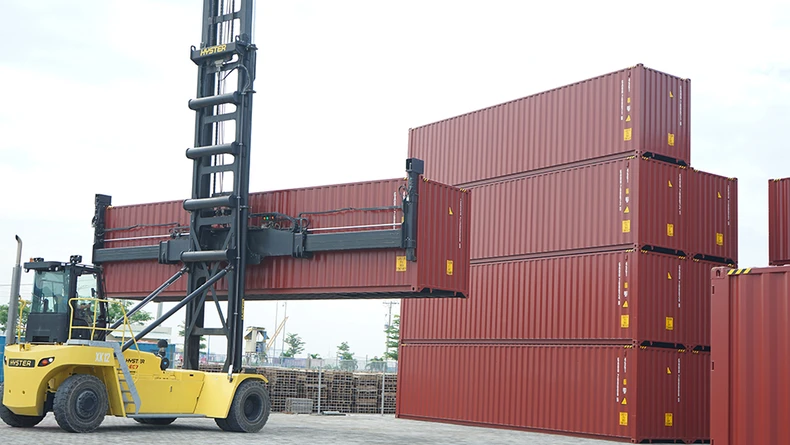 Hãng cho thuê container hàng đầu thế giới nhận lô sản phẩm đầu tiên từ Hòa Phát ảnh 2