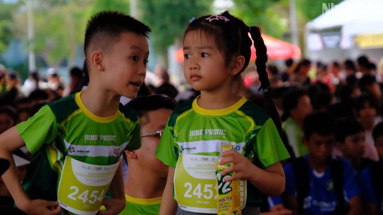 Hơn 15.000 người tham gia giải “Bình Phước marathon - Trường Tươi Group” lần thứ II, năm 2024 ảnh 2