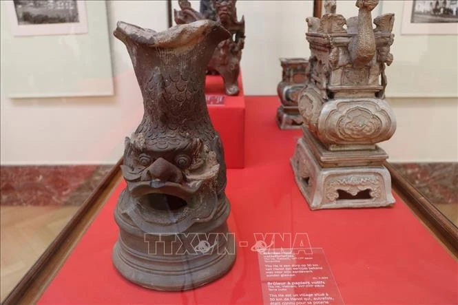 Độc đáo phòng trưng bày cổ vật Việt Nam tại bảo tàng Bỉ ảnh 2