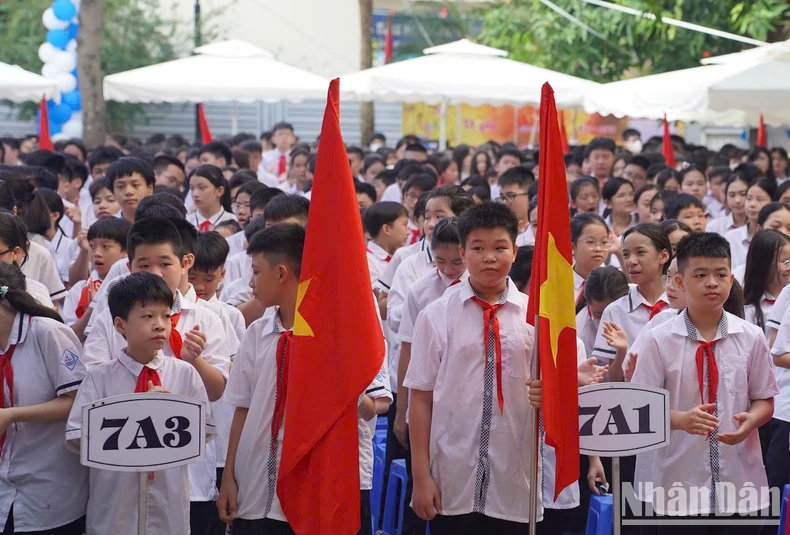 Năm học mới với tinh thần đề cao kỷ cương trách nhiệm, đổi mới không ngừng ảnh 1