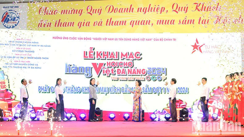 200 gian hàng tham gia Hội chợ hàng Việt Đà Nẵng ảnh 1