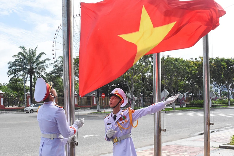 Lễ thượng cờ Đại hội Thể thao học sinh Đông Nam Á lần thứ 13 ảnh 1