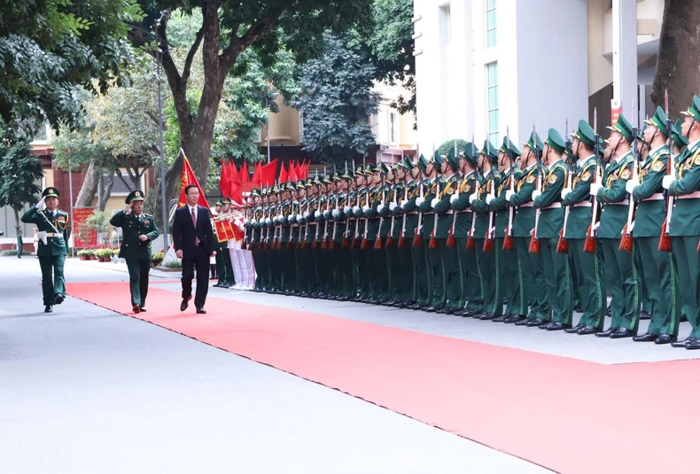 View - Chủ tịch nước Võ Văn Thưởng dự kỷ niệm 65 năm Ngày truyền thống Bộ đội Biên phòng