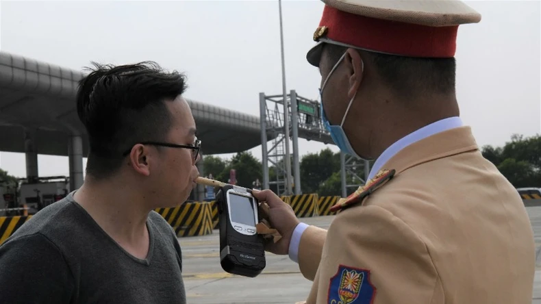 Cao điểm bảo đảm trật tự, an toàn giao thông, trật tự xã hội dịp Tết Nguyên đán Ất Tỵ ảnh 2