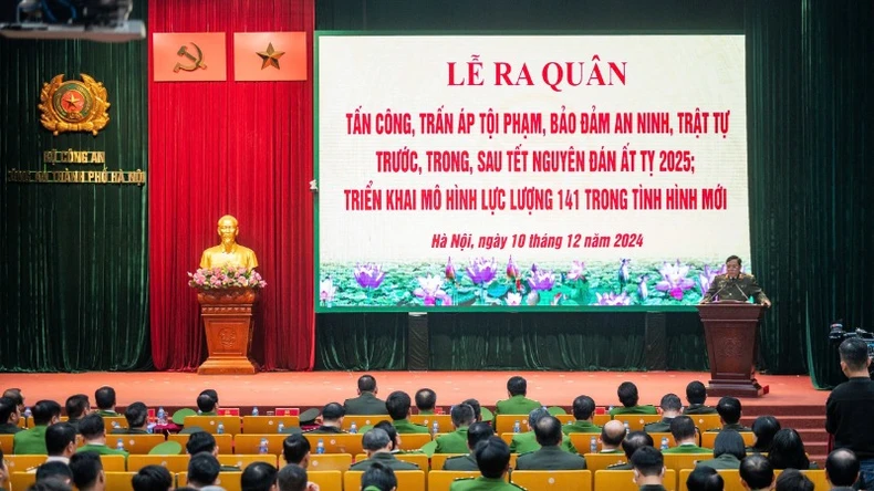 Công an Hà Nội ra quân bảo đảm an ninh, trật tự Tết nguyên đán Ất Tỵ ảnh 1