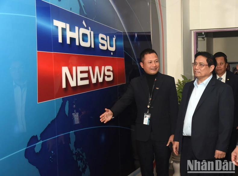 Thủ tướng Phạm Minh Chính thăm, kiểm tra công tác ứng trực dịp Tết của một số cơ quan thông tấn, báo chí ảnh 3