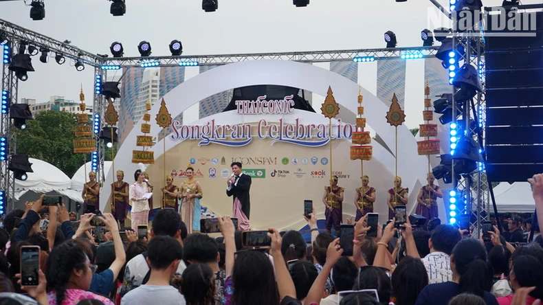 Songkran tạo “cú huých” cho nền kinh tế Thái Lan ảnh 1