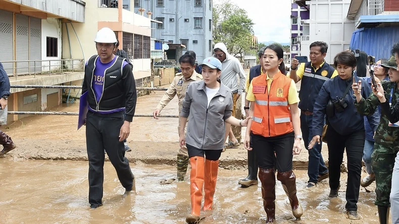 Thiên tai gây nhiều thiệt hại về người và cơ sở hạ tầng tại Thái Lan ảnh 1