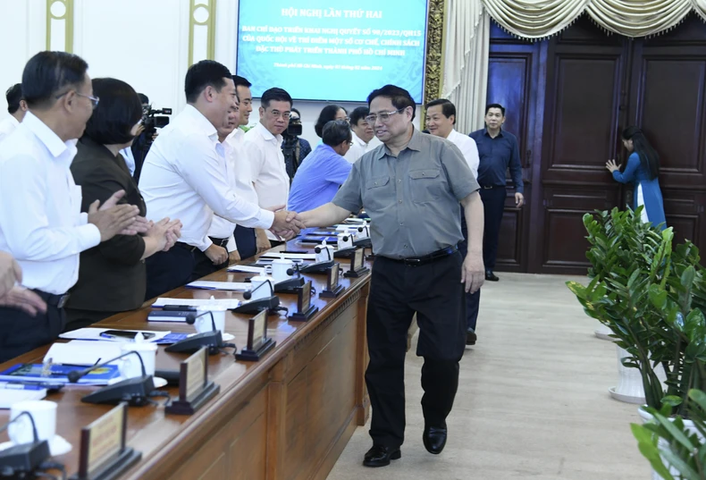 Thủ tướng Phạm Minh Chính chủ trì Hội nghị Ban Chỉ đạo triển khai Nghị quyết 98/2023/QH15 của Quốc hội ảnh 2