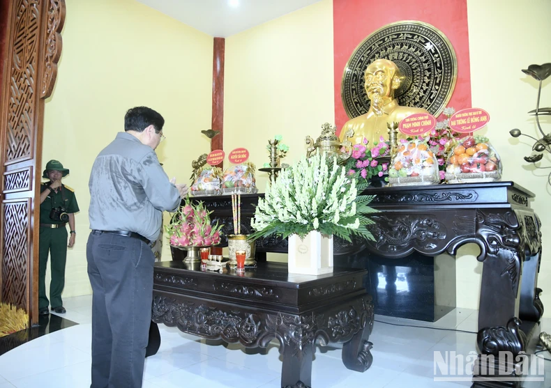 Thủ tướng Phạm Minh Chính khảo sát một số công trình trọng điểm tại Phú Quốc ảnh 2