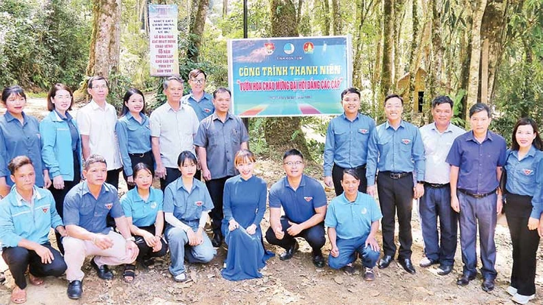 Tuổi trẻ Kon Tum ra quân Chiến dịch thanh niên tình nguyện hè ảnh 1