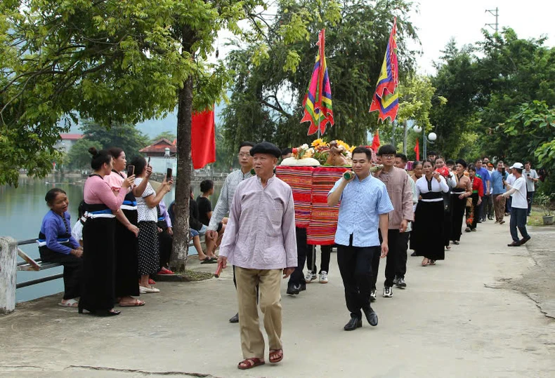 “Tết Xíp xí” ở Sơn La được công nhận là Di sản văn hóa phi vật thể quốc gia ảnh 2