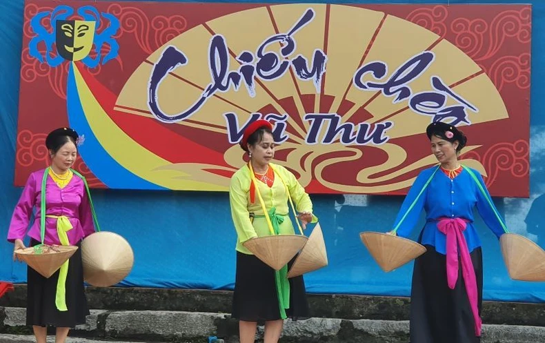 View - Lễ hội chùa Keo Thái Bình đón lượng khách kỷ lục