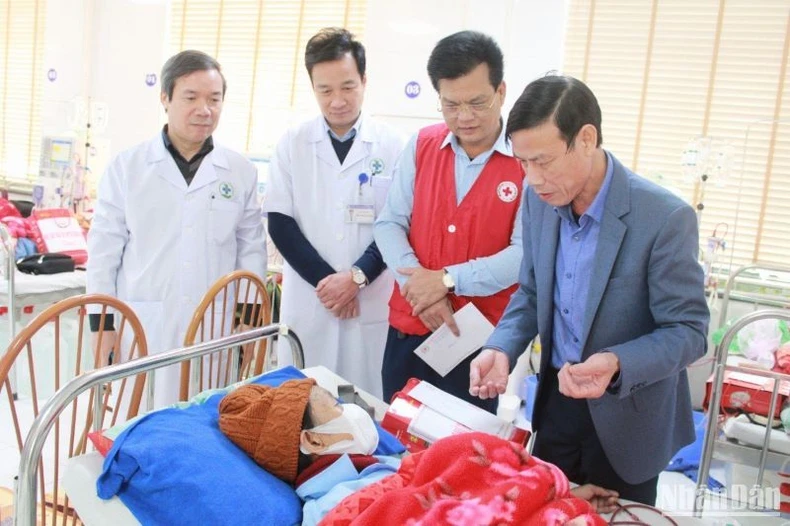 Đẩy mạnh chạy thận nhân tạo ở bệnh viện tuyến huyện tỉnh Thái Bình ảnh 2
