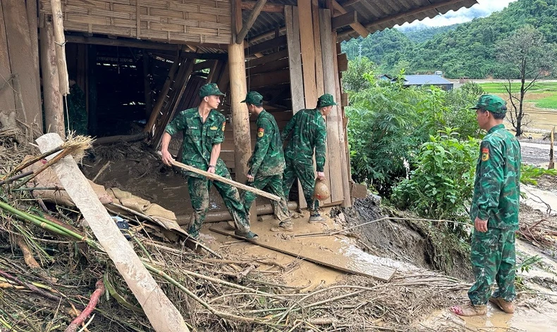 Điện Biên yêu cầu kiểm tra đánh giá nguyên nhân lũ quét, lở đất tại Mường Pồn ảnh 1