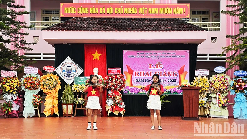 Kon Tum: Gần 171 nghìn trẻ em, học sinh nô nức đến trường ảnh 6