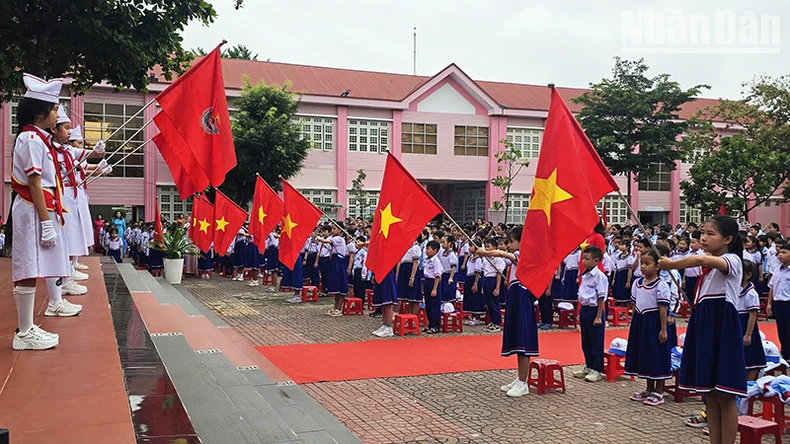 Kon Tum: Gần 171 nghìn trẻ em, học sinh nô nức đến trường ảnh 1