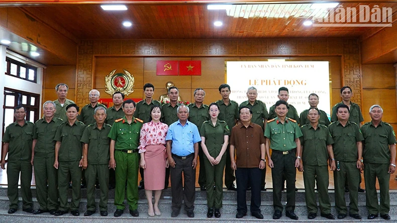 Phát động phong trào thi đua đặc biệt trong lực lượng tham gia bảo vệ an ninh, trật tự ở cơ sở tại Kon Tum ảnh 3