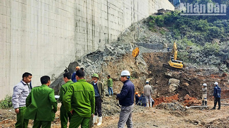 Kon Tum: Tai nạn lao động đặc biệt nghiêm trọng, ít nhất 3 người chết ảnh 1