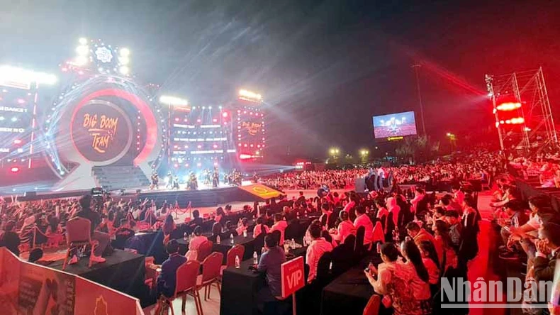 Du khách đến Lâm Đồng dịp lễ 30/4 tăng 40% so với cùng kỳ năm ngoái ảnh 3