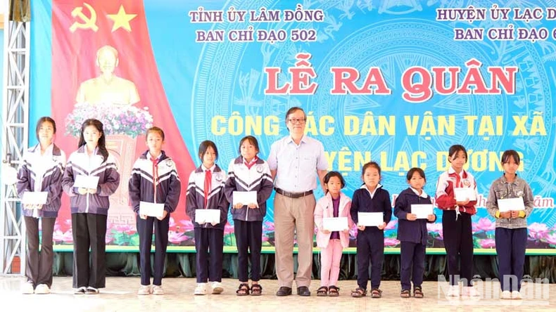 Hơn 1,3 tỷ đồng hỗ trợ xã vùng đồng bào dân tộc thiểu số tại Lâm Đồng ảnh 2