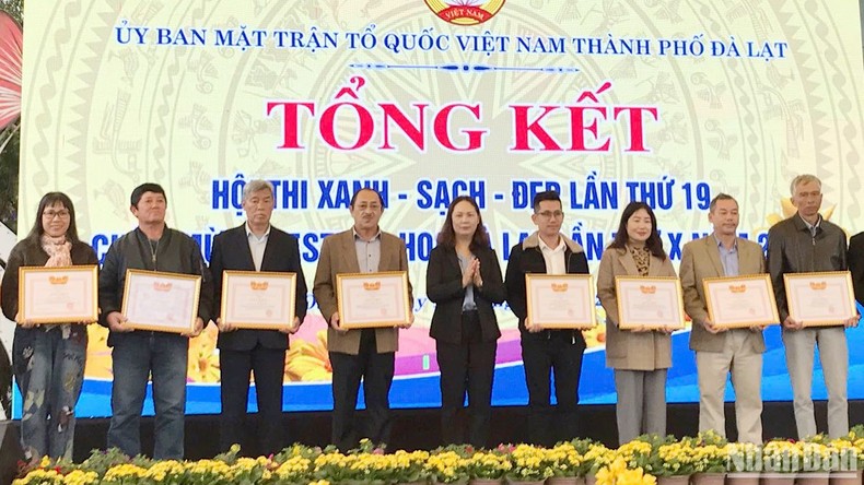 Trao 100 giải thưởng tại Hội thi “xanh, sạch, đẹp” thành phố Đà Lạt ảnh 1