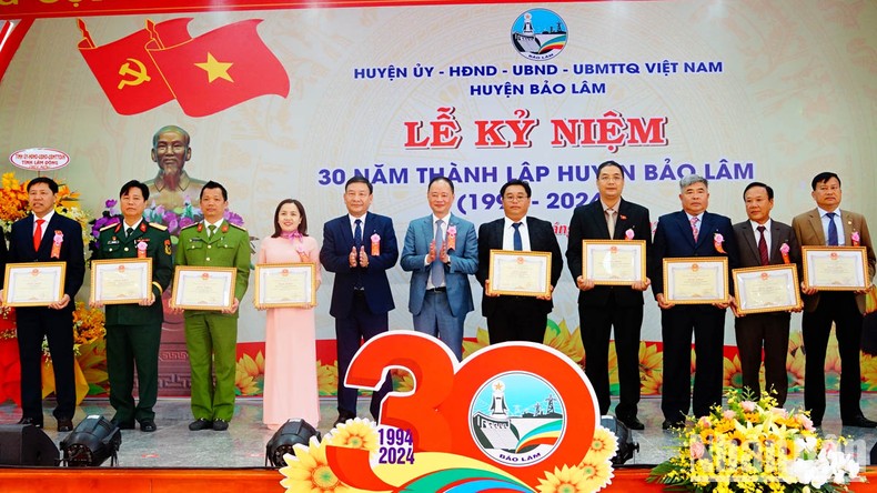 Bảo Lâm vươn lên thành một trong 4 địa bàn trọng điểm của tỉnh Lâm Đồng ảnh 9