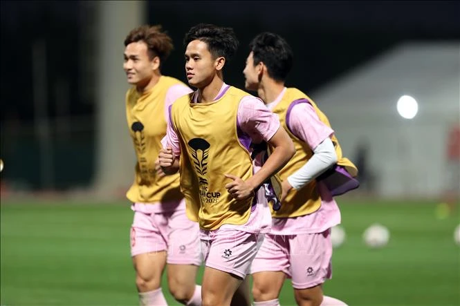 View - [Ảnh] Asian Cup 2023: Tiền đạo Đình Bắc vẫn vắng mặt trên sân tập