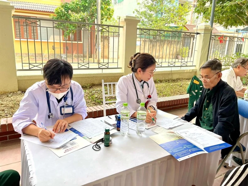 Chương trình thiện nguyện “Chung tay vì sức khỏe cộng đồng”: Hành trình tri ân đầy ý nghĩa ảnh 8