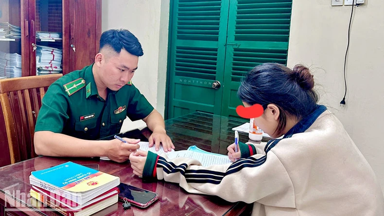 Bộ đội Biên phòng Kiên Giang giải cứu bé gái 15 tuổi bị lừa bán sang casino ở Campuchia ảnh 1