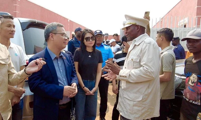 Angola đánh giá cao những đóng góp của cộng đồng người Việt ảnh 2