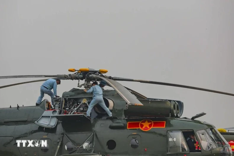 [Ảnh] Cận cảnh Không quân Việt Nam bay hợp luyện đội hình tại Điện Biên ảnh 11