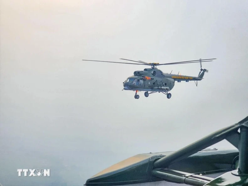 [Ảnh] Cận cảnh Không quân Việt Nam bay hợp luyện đội hình tại Điện Biên ảnh 4