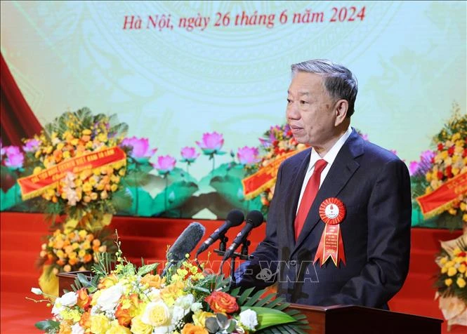 Chủ tịch nước Tô Lâm dự Lễ kỷ niệm 70 năm Ngày truyền thống lực lượng Kỹ thuật nghiệp vụ Công an nhân dân ảnh 3