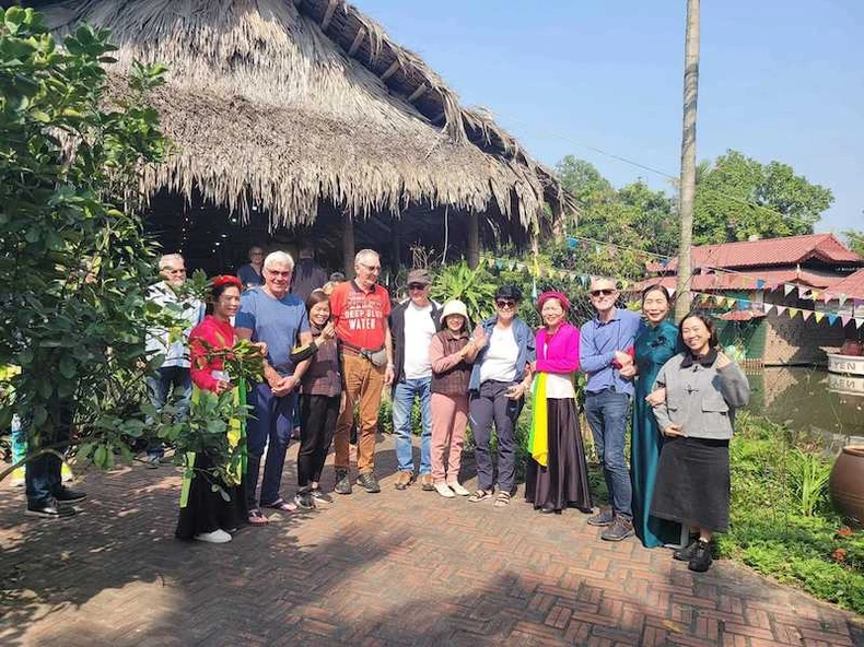 Quảng Ninh đón hơn 800 nghìn lượt khách trong dịp Tết Nguyên đán 2024 ảnh 1