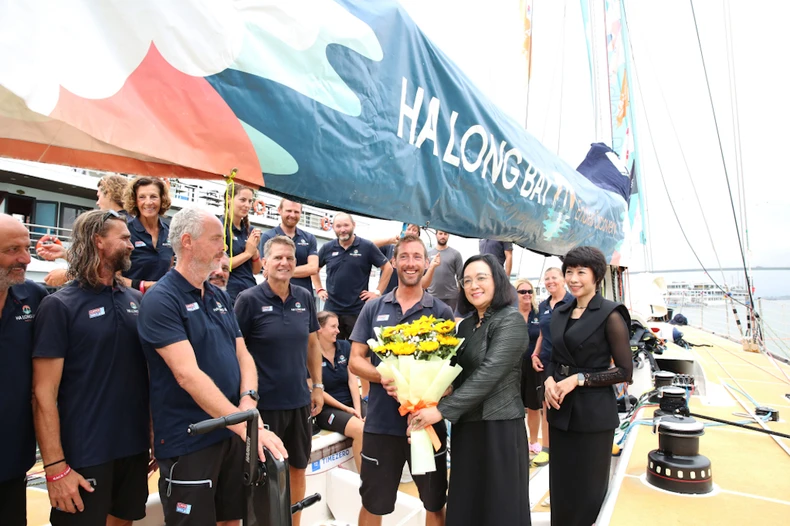 Đội đua thuyền buồm “Ha Long Bay, Viet Nam” về thứ 5 chặng 5 Giải Clipper Race 2023-2024 ảnh 1
