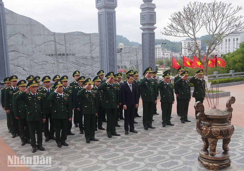 Kỷ niệm 60 năm Ngày truyền thống Bộ đội Biên phòng tỉnh Sơn La ảnh 1