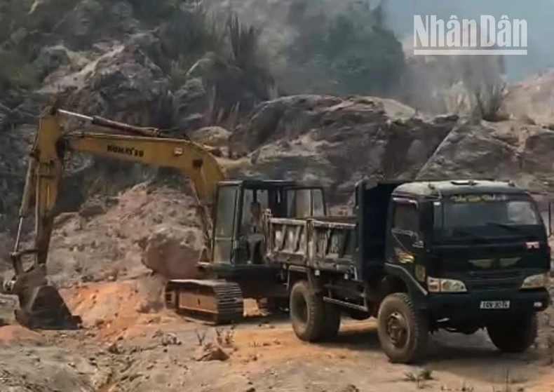 Huyện Mộc Châu không phát hiện hoạt động khai thác khoáng sản trái phép giữa ban ngày? ảnh 2