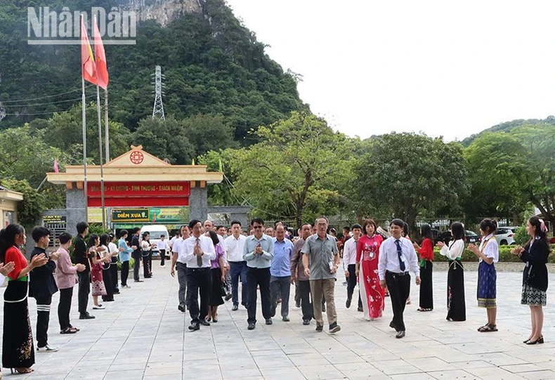 Sơn La tăng cường hợp tác lĩnh vực giáo dục đào tạo với các tỉnh Bắc Lào ảnh 2